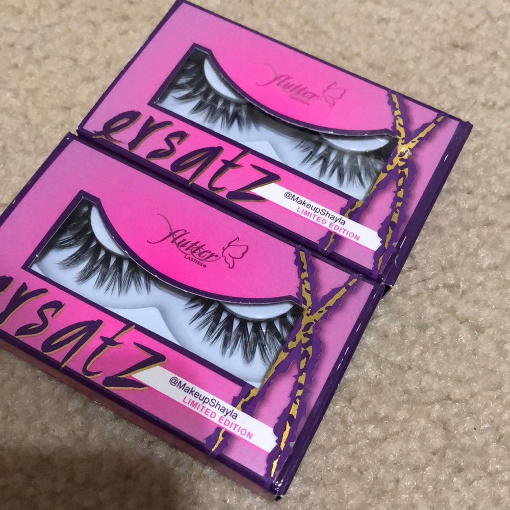 Flutter lashes